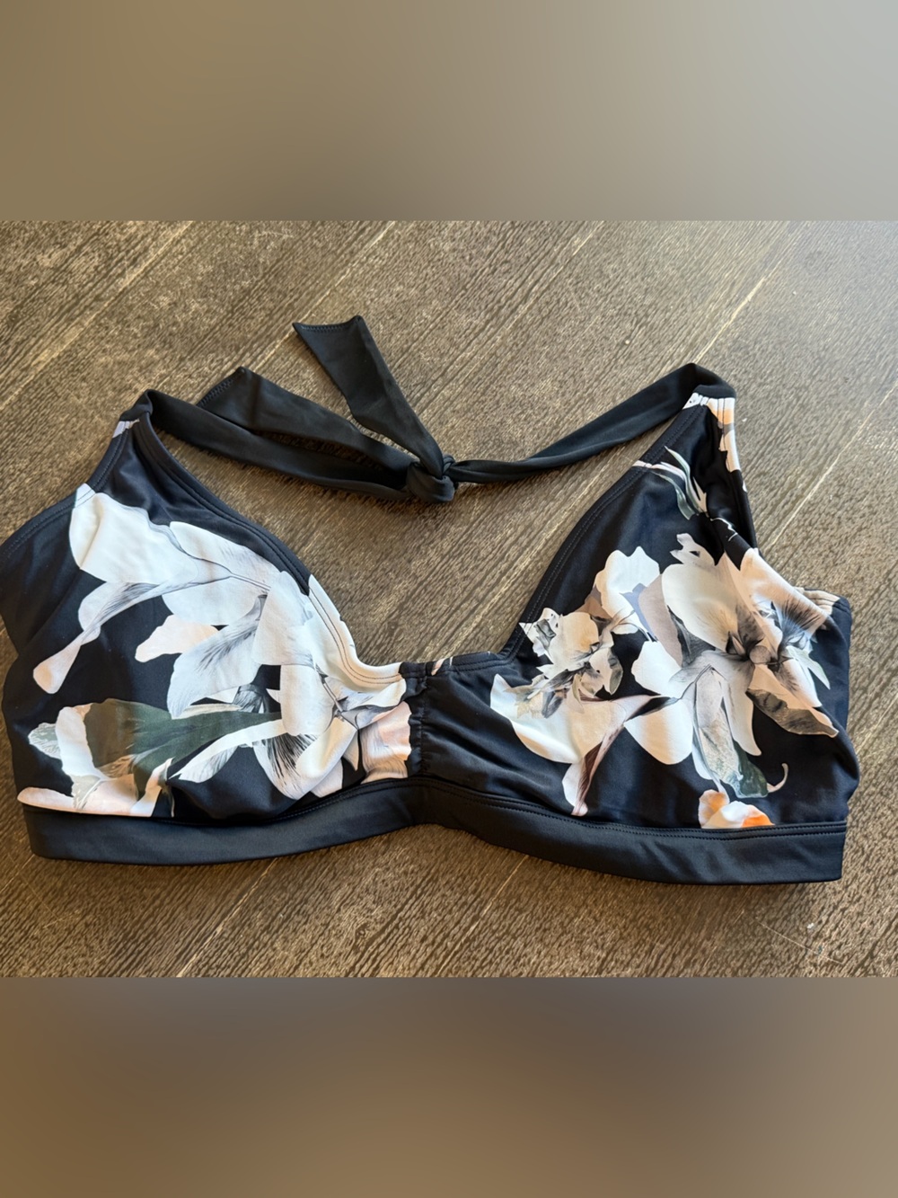 Athleta Women’s Floral Underwire Swim Top Size 40 D/DD